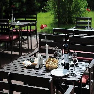 Leonardo Airport Berlin Brandenburg 3*