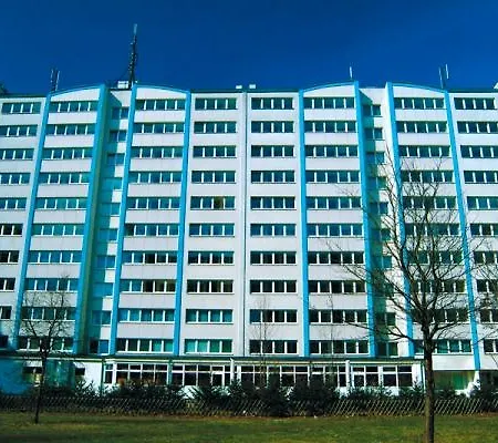 Leonardo Airport Berlin Brandenburg 3*