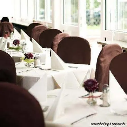 Отель Leonardo Airport Berlin Brandenburg Шёнефельд